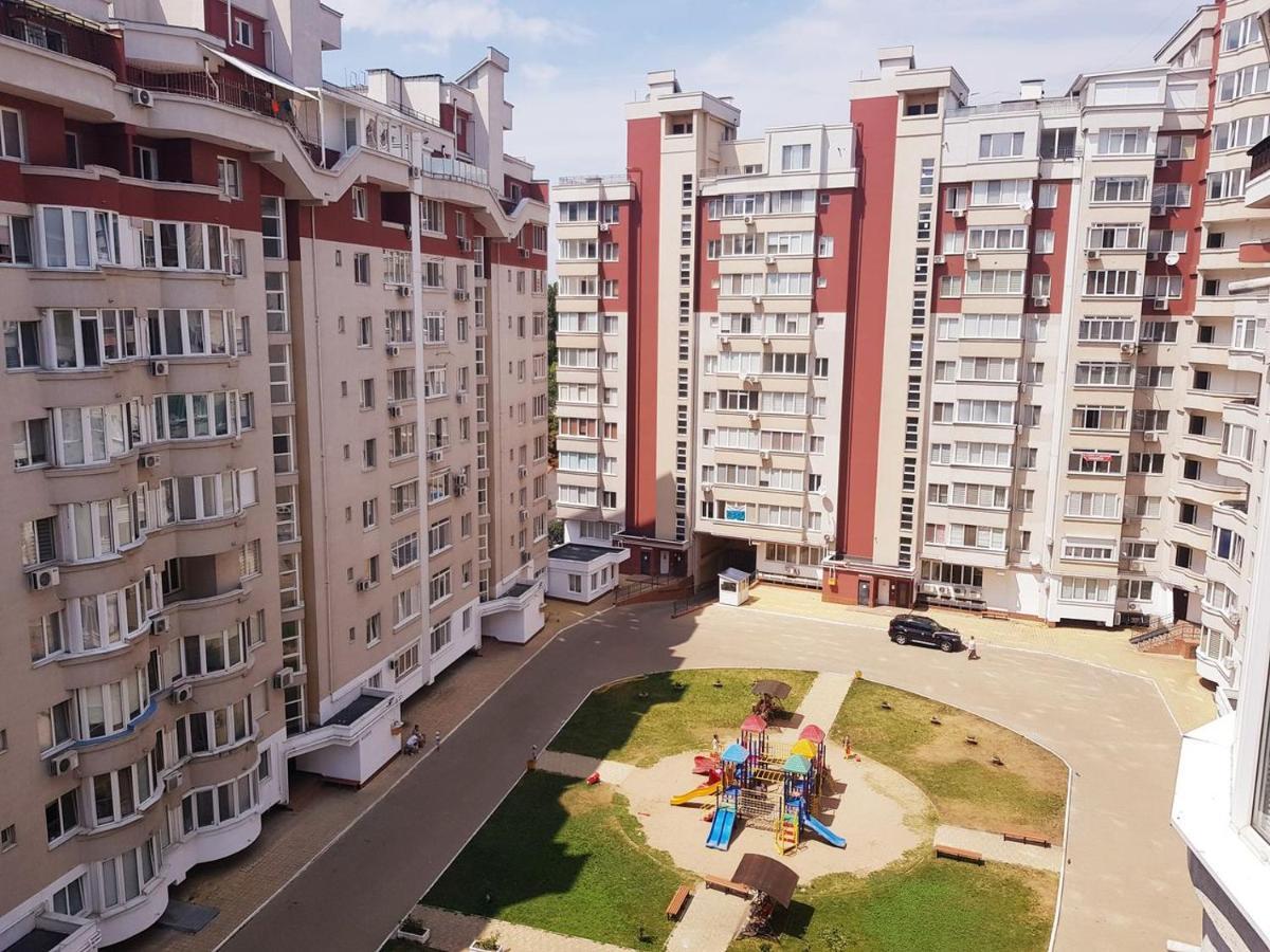 דירות צ'יסינאו Luxrent מראה חיצוני תמונה