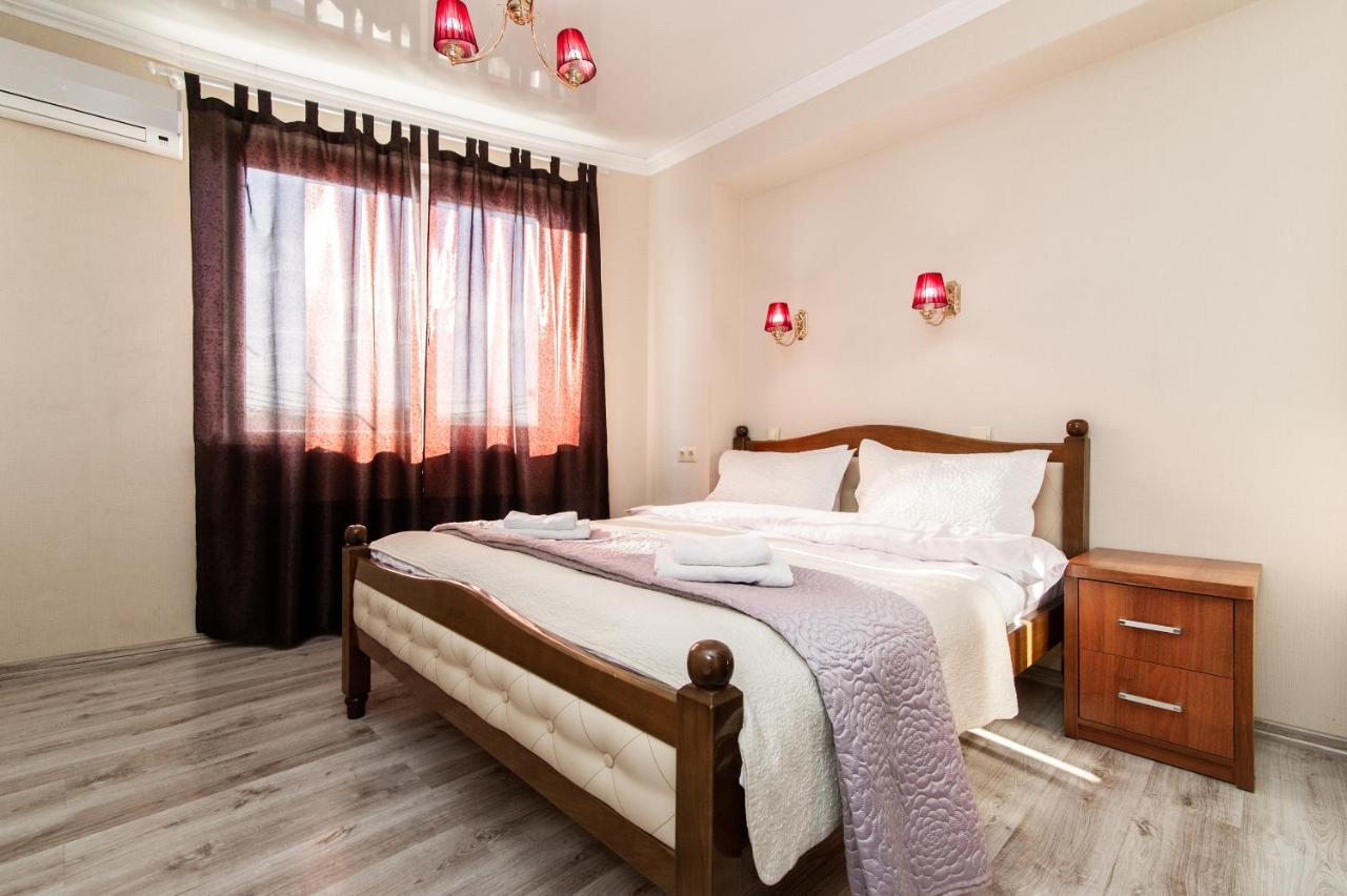 דירות צ'יסינאו Luxrent מראה חיצוני תמונה