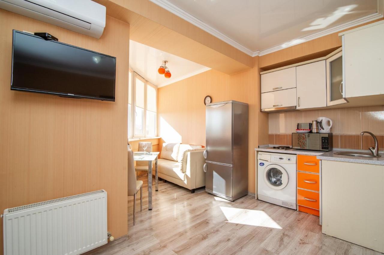 דירות צ'יסינאו Luxrent מראה חיצוני תמונה
